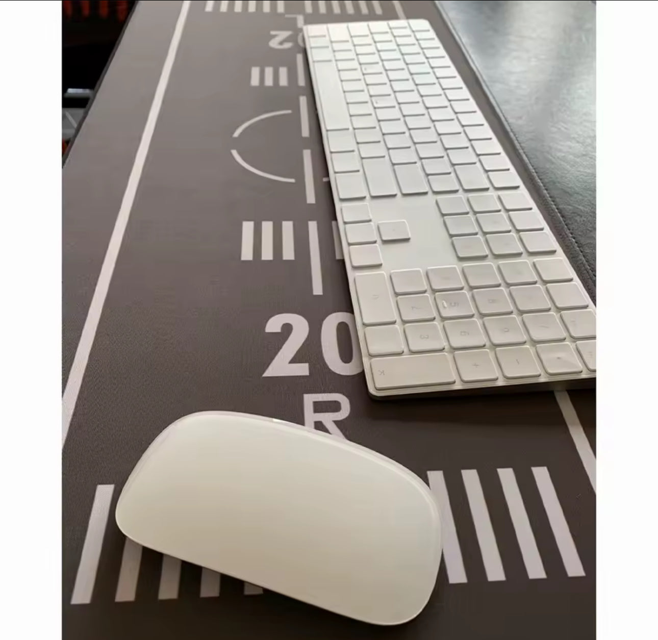 Airport Runway Desk Mat Mouse Pad Parking Apron Aviation Model Cushion Slide Large XXL Gaming Deskmat Rubber Mousepad 90x40 